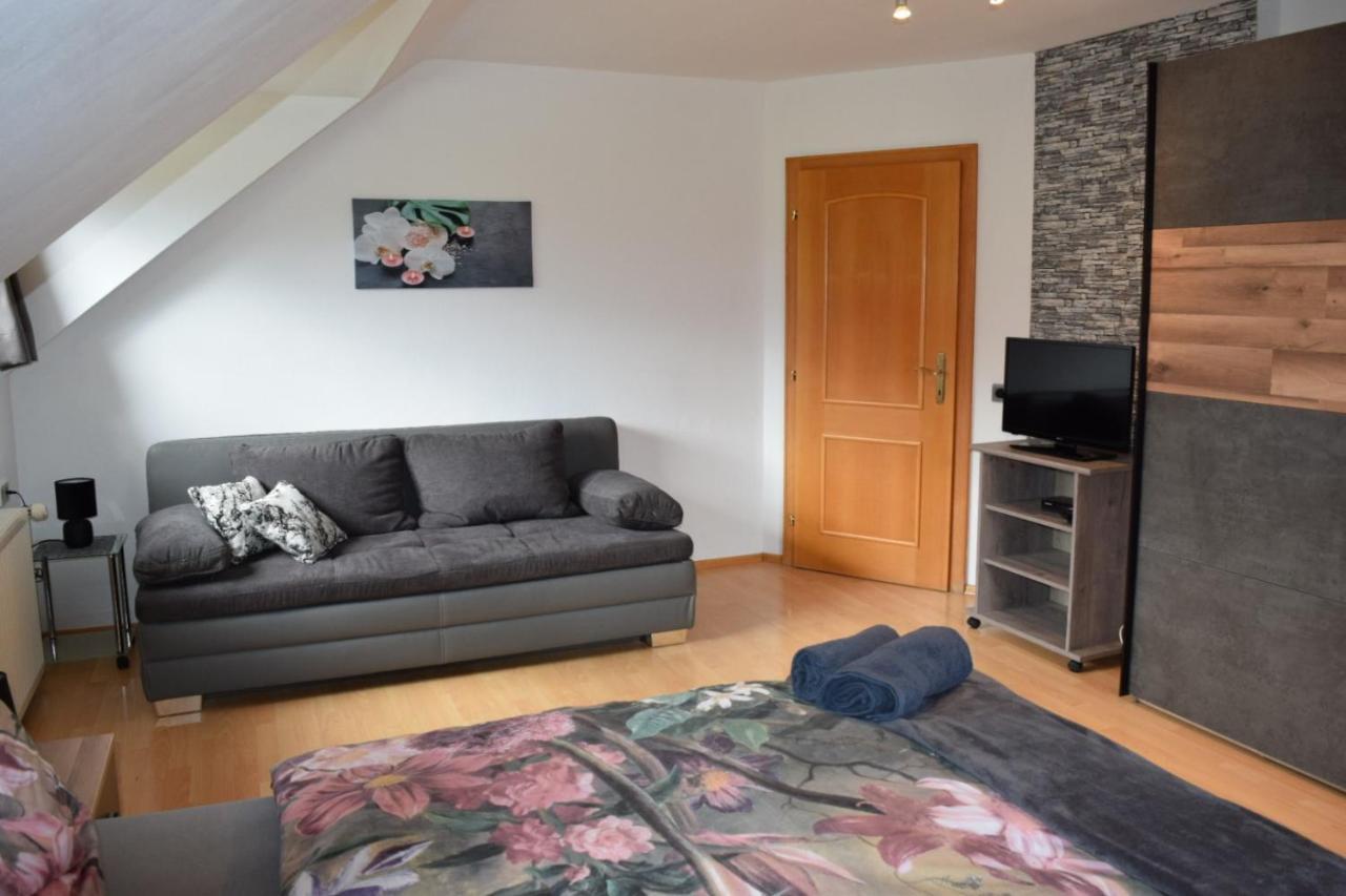 Ferienwohnung Familie Pichler Neumarkt in Steiermark Exterior photo